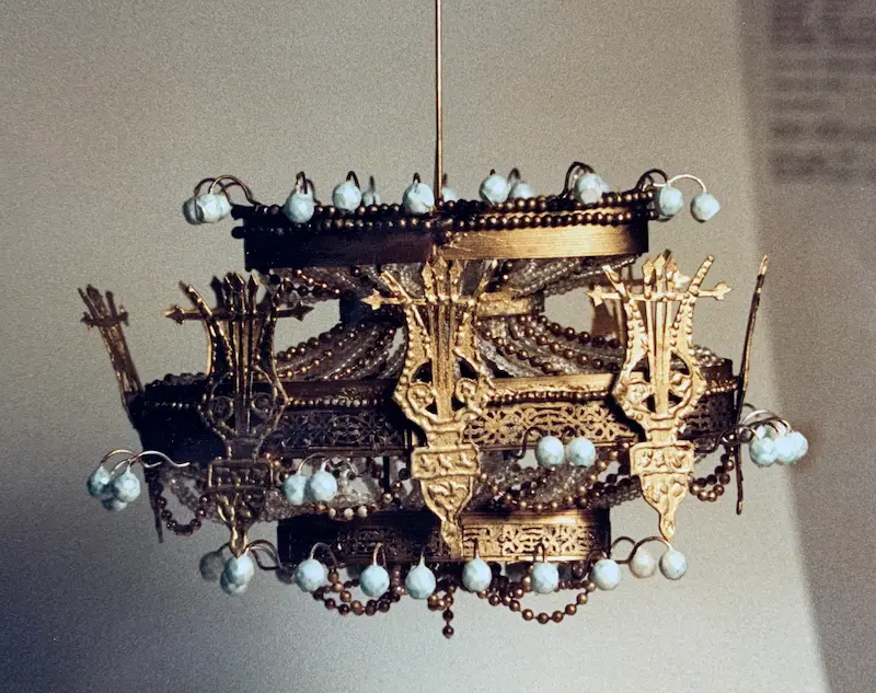 phantom of the opera chandelier scale model